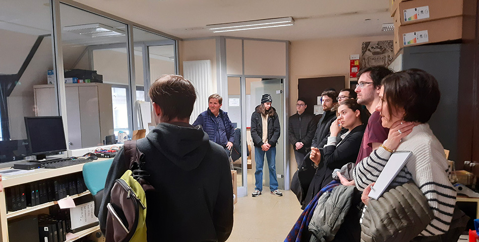 Les jeunes de la Mission Locale du Saumurois en visite au service informatique de l'Agglo