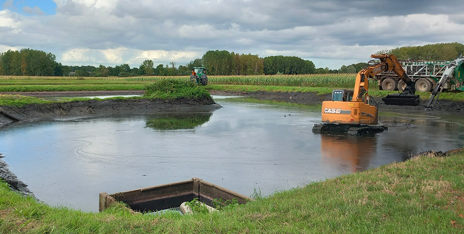 Travaux de curage des bassins des stations d'épuration de Vernoil-le-Fourrier