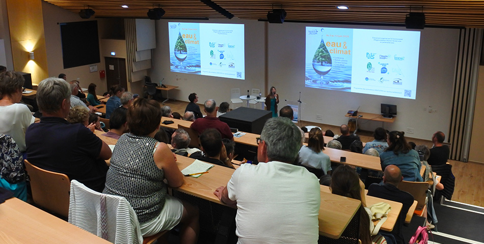 Plus de 100 personnes à la conférence "Changer de regard sur le climat et l'eau" avec Charlène Descollonges ce mardi 3 juin