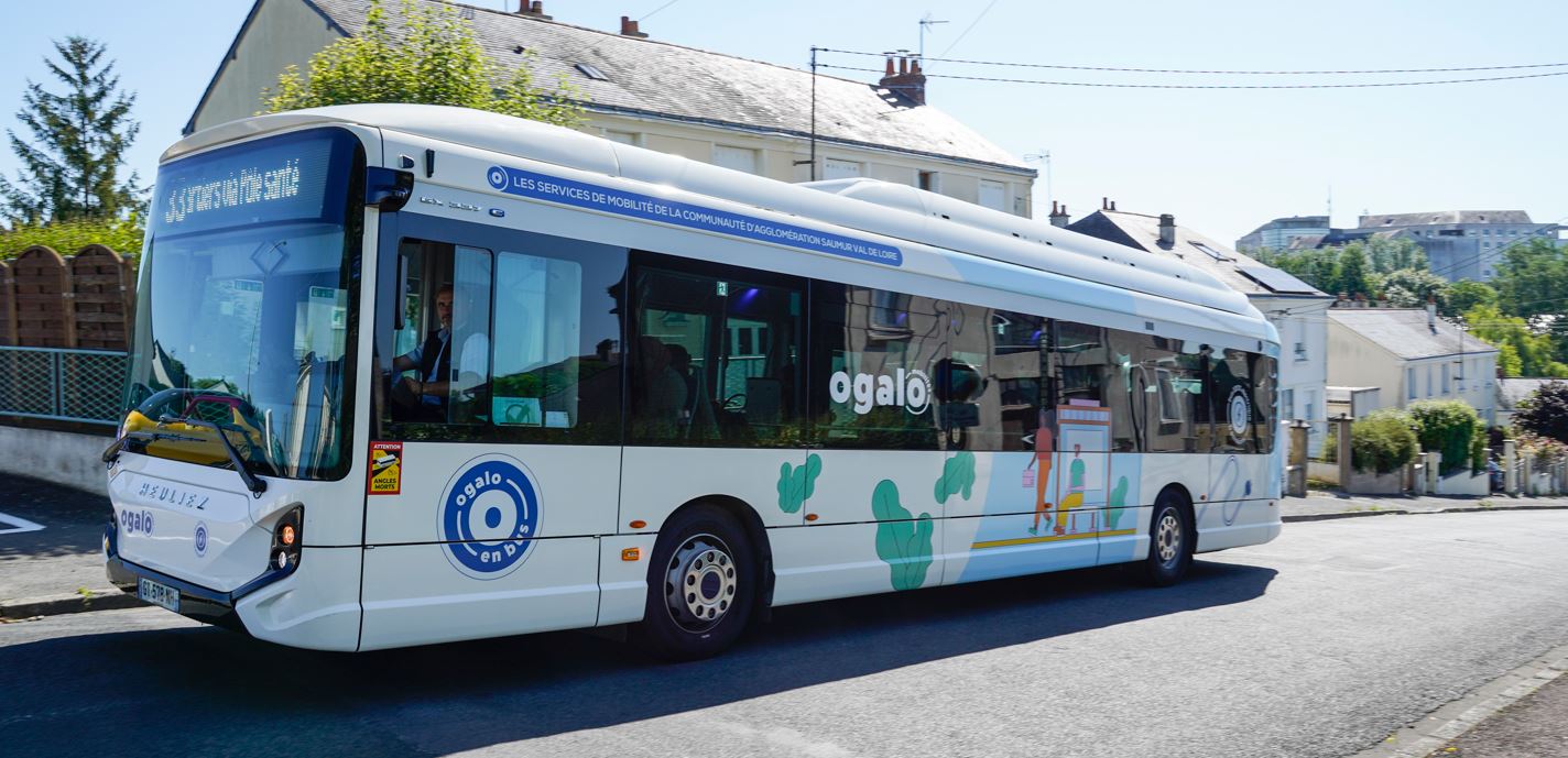Des navettes pour les Zones Industrielles :  une initiative en faveur de la mobilité durable et du développement économique