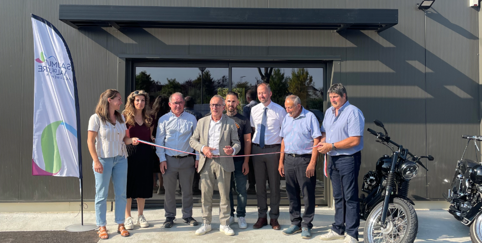 Inauguration d'un atelier-relais sur la zone de la Petite Champagne à Doué-en-Anjou